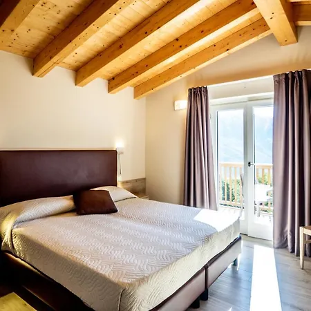 Residence Ca Degli Ulivi By Hotel Pineta Campi 아파트호텔