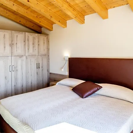 Residence Ca Degli Ulivi By Hotel Pineta Campi 아파트호텔 *