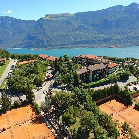 Residence Ca Degli Ulivi By Hotel Pineta Campi *